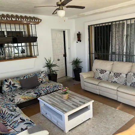 Semesterbostad Calida *